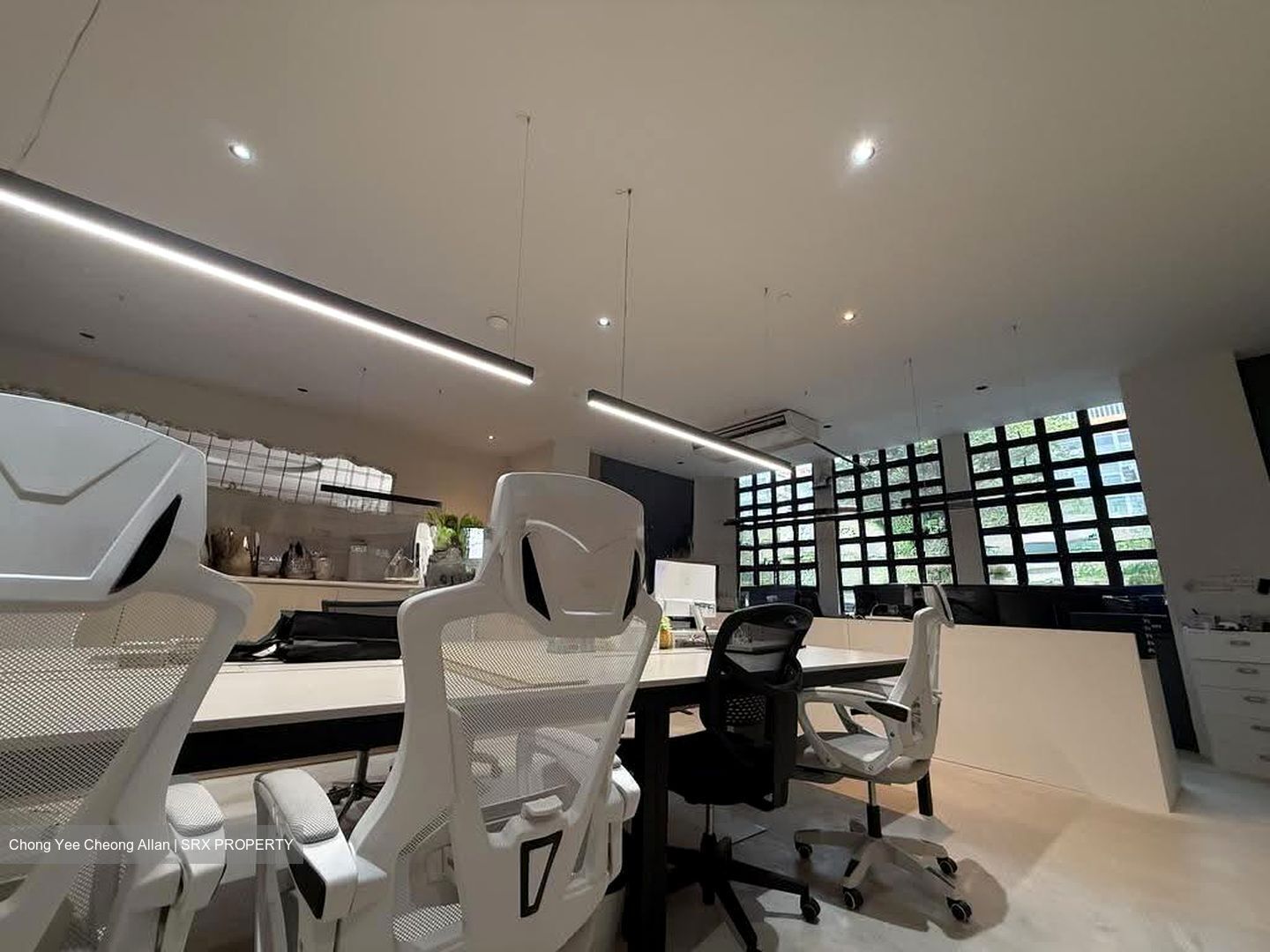 Leong Huat Building (D13), Factory #630130951